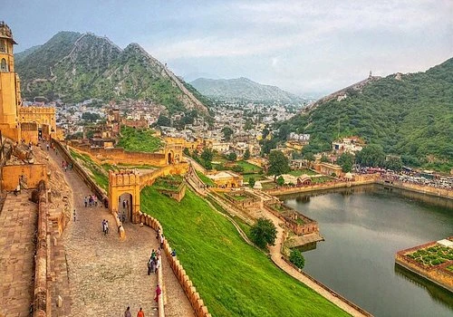 Top 10 Tourist Places in Jaipur