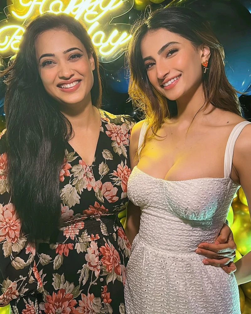 Shweta tiwari with palak tiwari